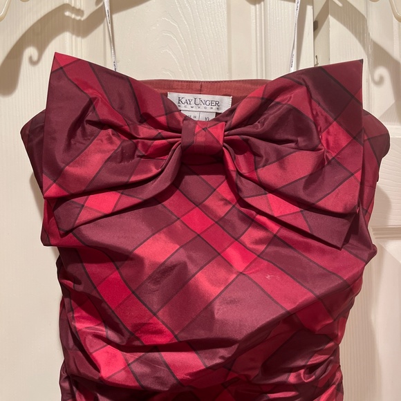 Kay Unger Strapless Taffeta Bow Dress- Size 10 - Picture 3 of 5